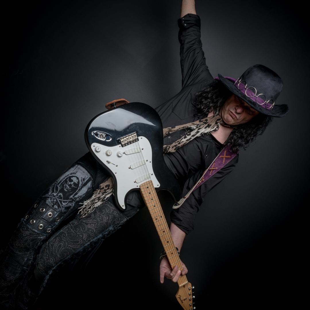 Anthony Gomes w/ Michael DeLano poster image